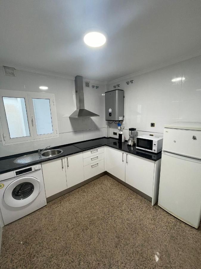 Encantadora Habitacion Privada Cerca Del Mar Málaga Dış mekan fotoğraf